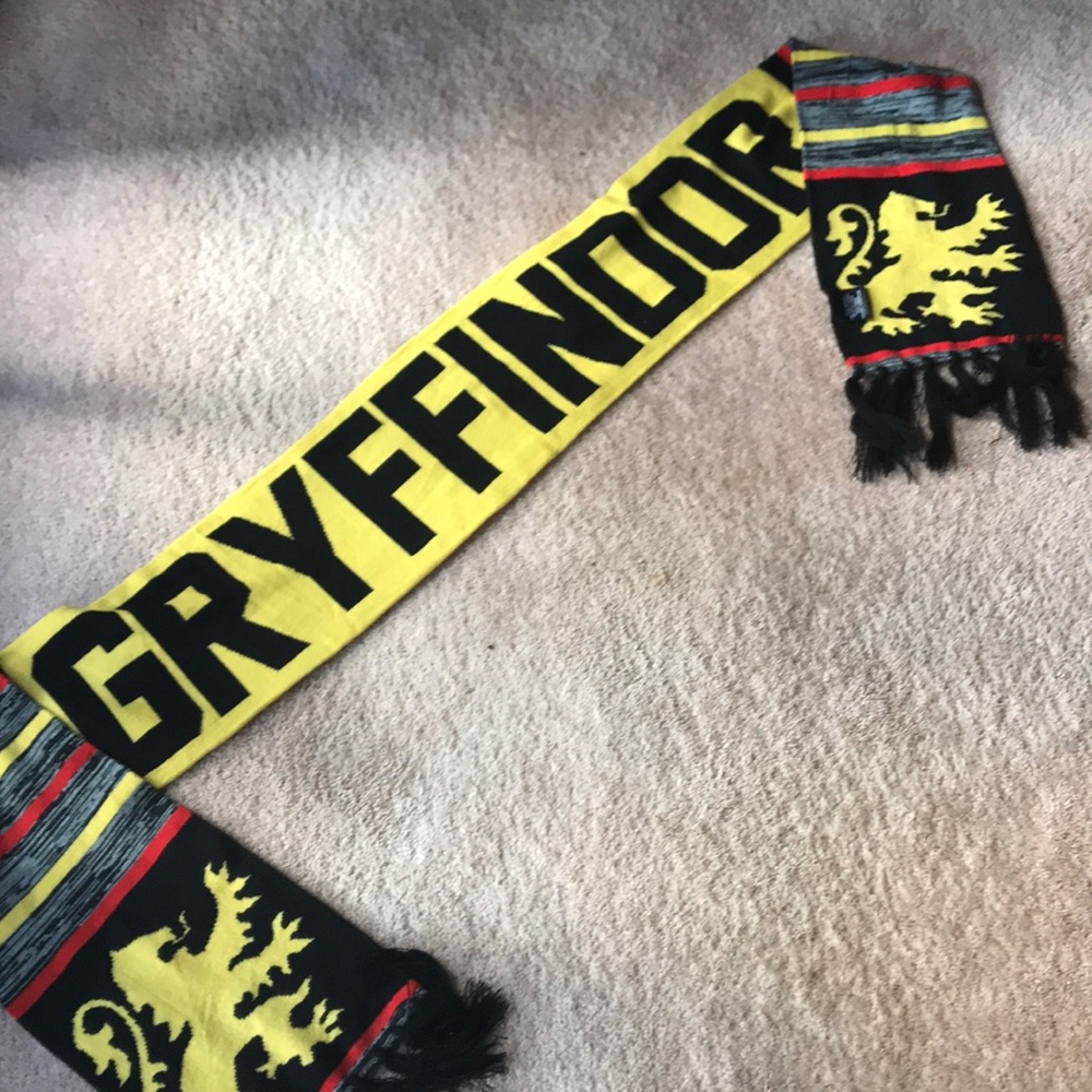 Harry Potter Knit Scarf